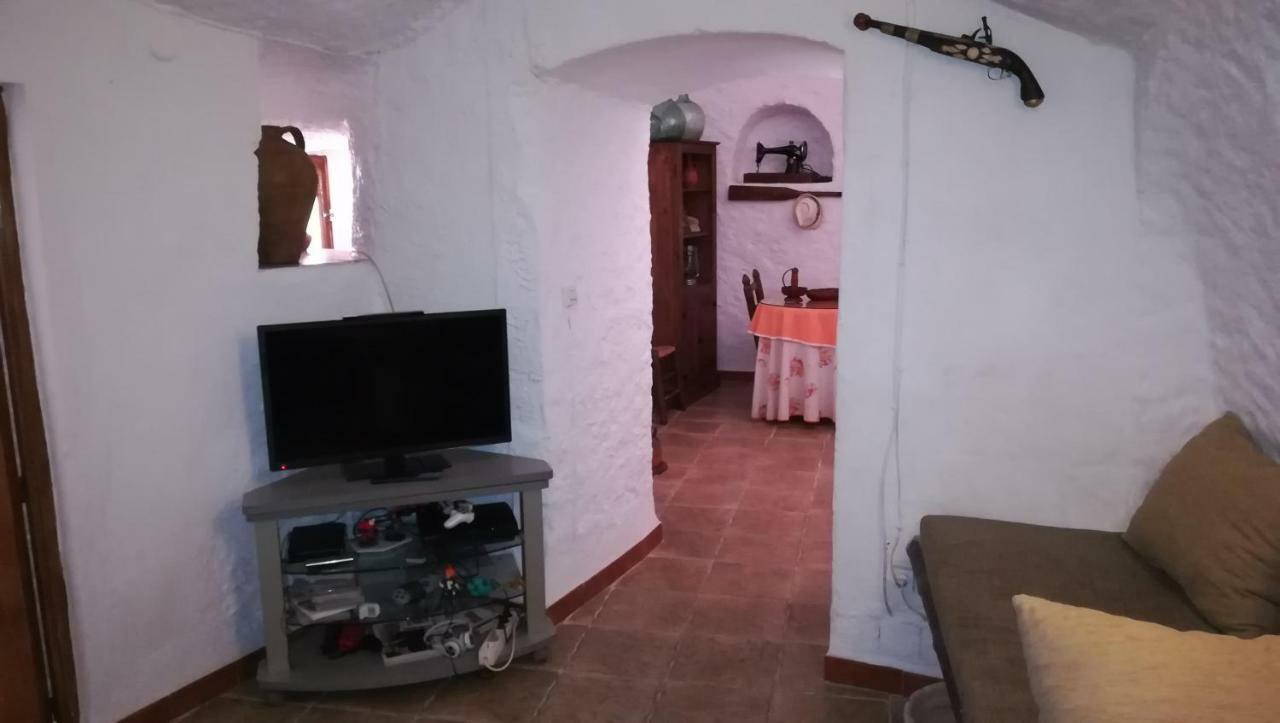 ホテル Casa Cueva El Algarrobo グアディクス エクステリア 写真